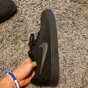 Nike SB Canvas shoes. Size 10